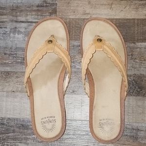 G.H. Bass & Co. Sunjun Sandals